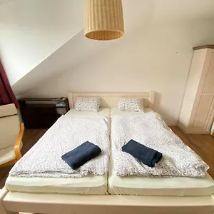 Eisenstein Apartment